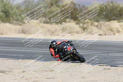 media/Dec-07-2025-CVMA (Sun) [[3e7d2de5dc]]/Race 6-The Shootout/